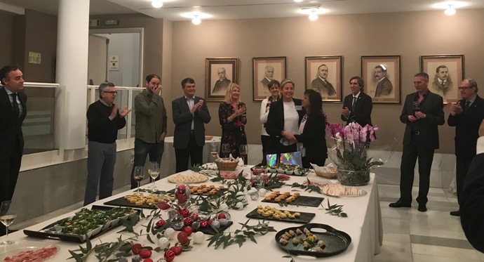 Homenaje a la Dra. Gliria Durán Valenzuela, ayer en el Colegio de Médicos