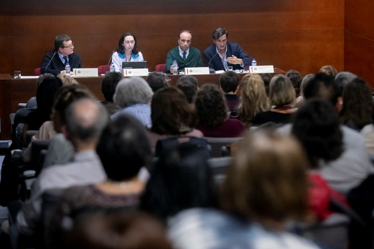 Expertos insisten en que los médicos que atiendan una sospecha de agresión deben rellenar los partes de lesiones de forma clara y detallada para el forense y el juez