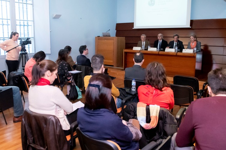 La formación continuada es clave para mejorar la efectividad de los jefes de servicio y cirujanos cardiovasculares
