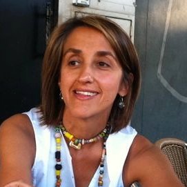 Dra. María Teulón: “Es imposible ser un buen clínico sin ser un buen comunicador y mostrar empatía con nuestros pacientes”