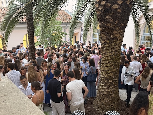 Mutual Médica y WeRoad entregan sus premios durante la Fiesta MIR ICOMEM 2025